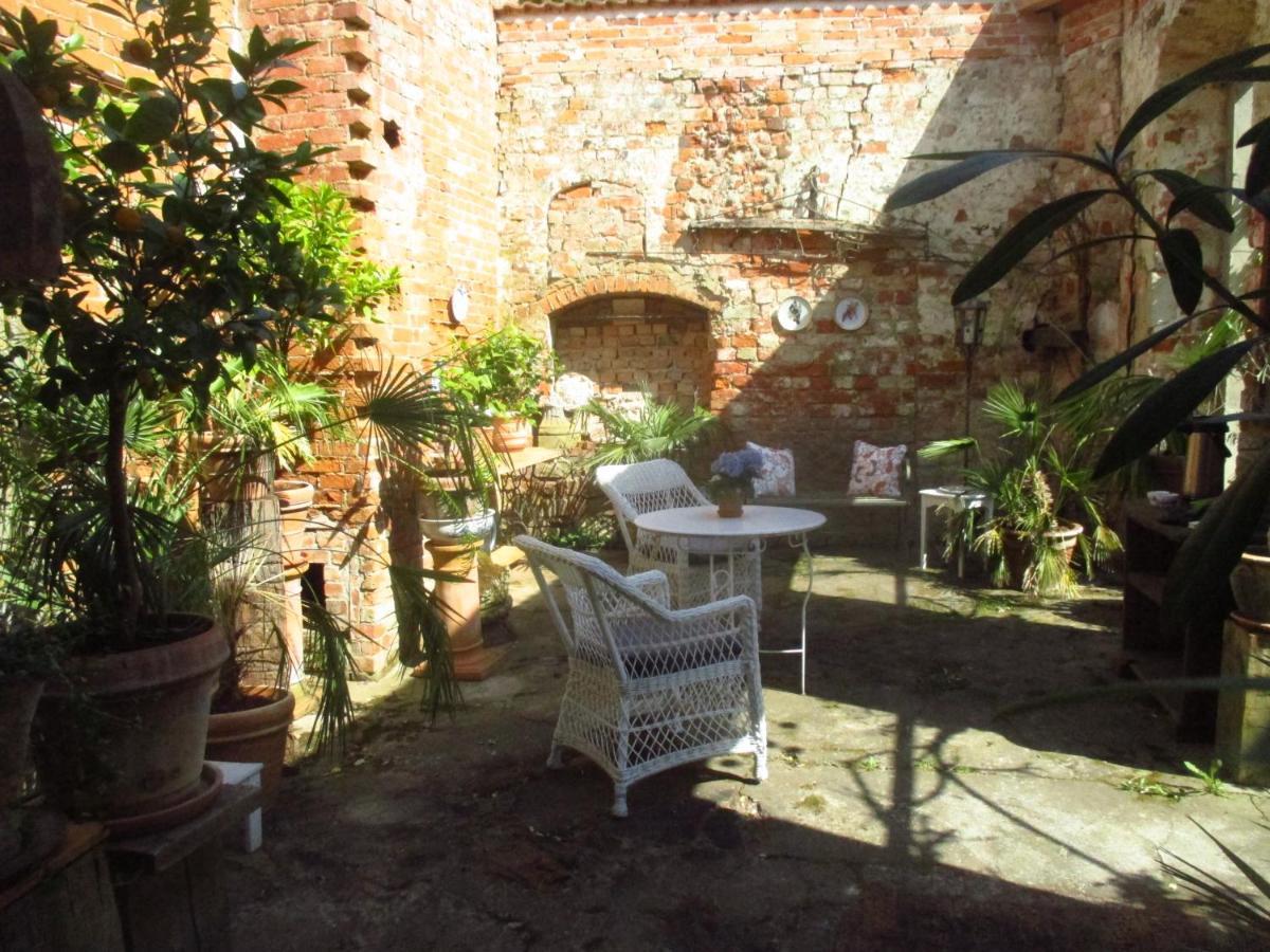 Gartenzimmer Im Schloss Neuhausen Neuhausen  Εξωτερικό φωτογραφία