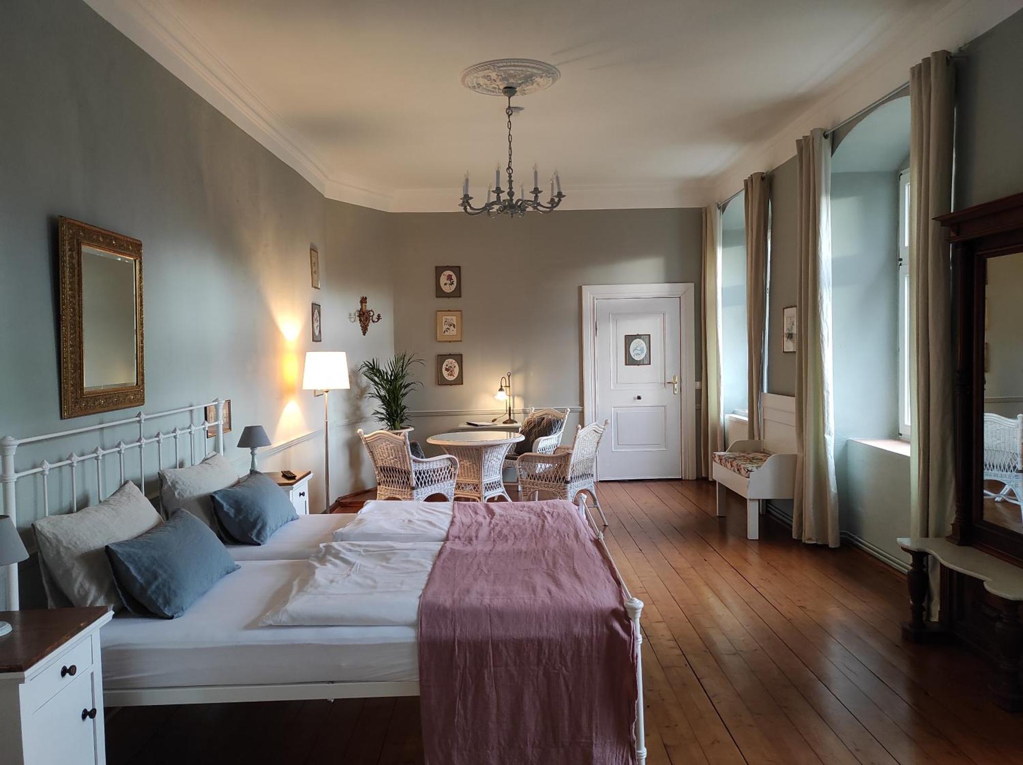 Gartenzimmer Im Schloss Neuhausen Neuhausen  Εξωτερικό φωτογραφία